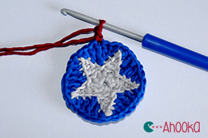 star in a crochet circle tutorial