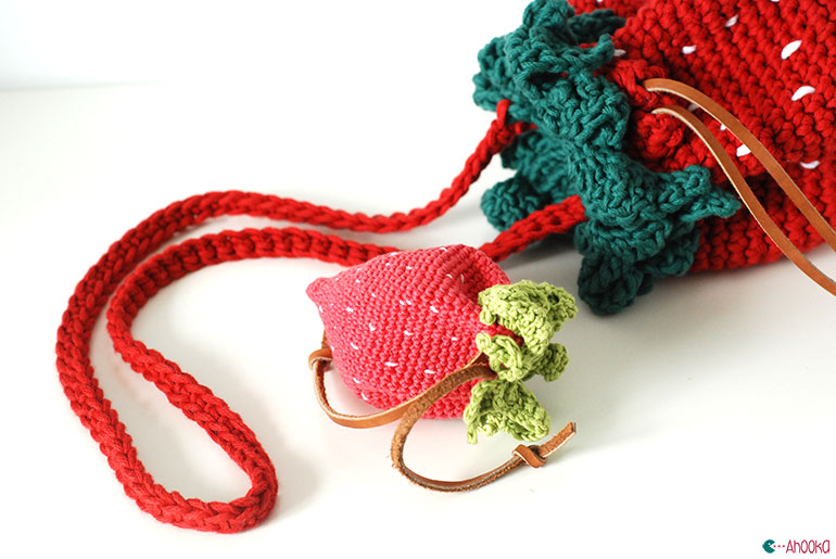 strawberry crochet bag pattern by ahooka