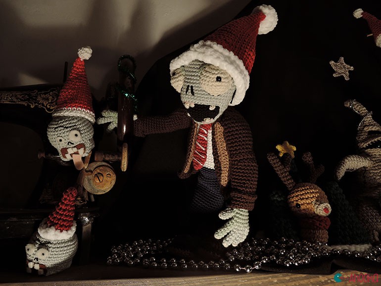 christmas crochet decoration by ahooka19