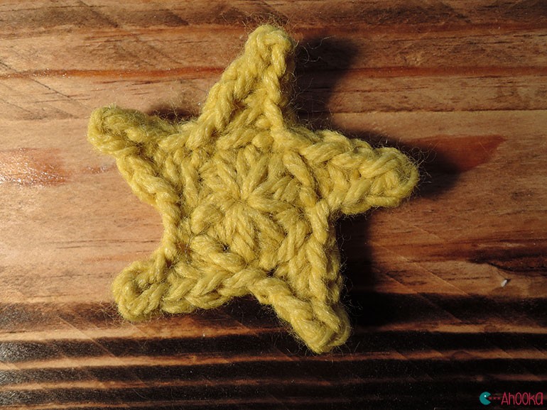 christmas crochet decoration by ahooka31