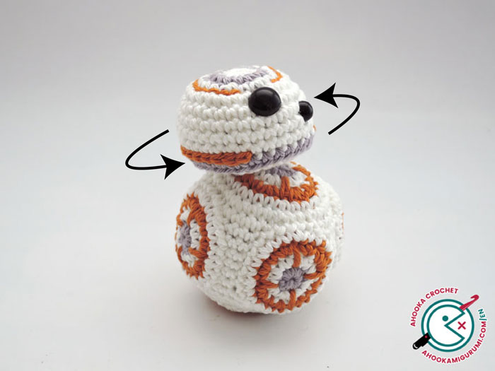 BB8 crochet with movable head by ahooka